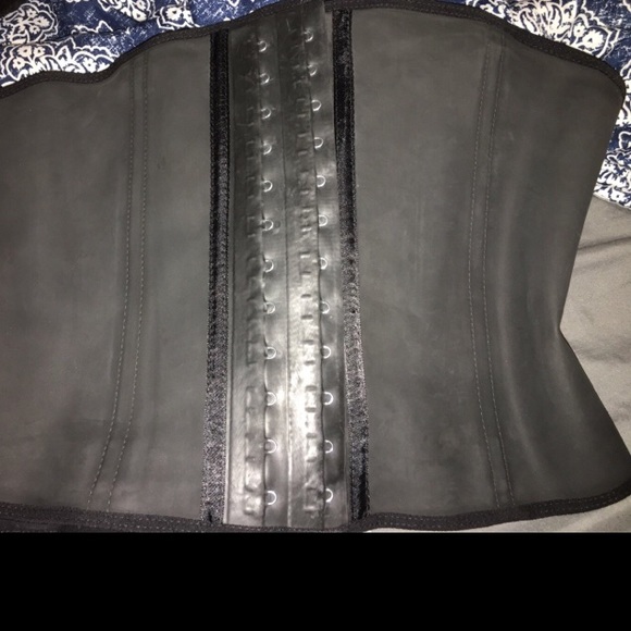 Columbian faja - Picture 1 of 2